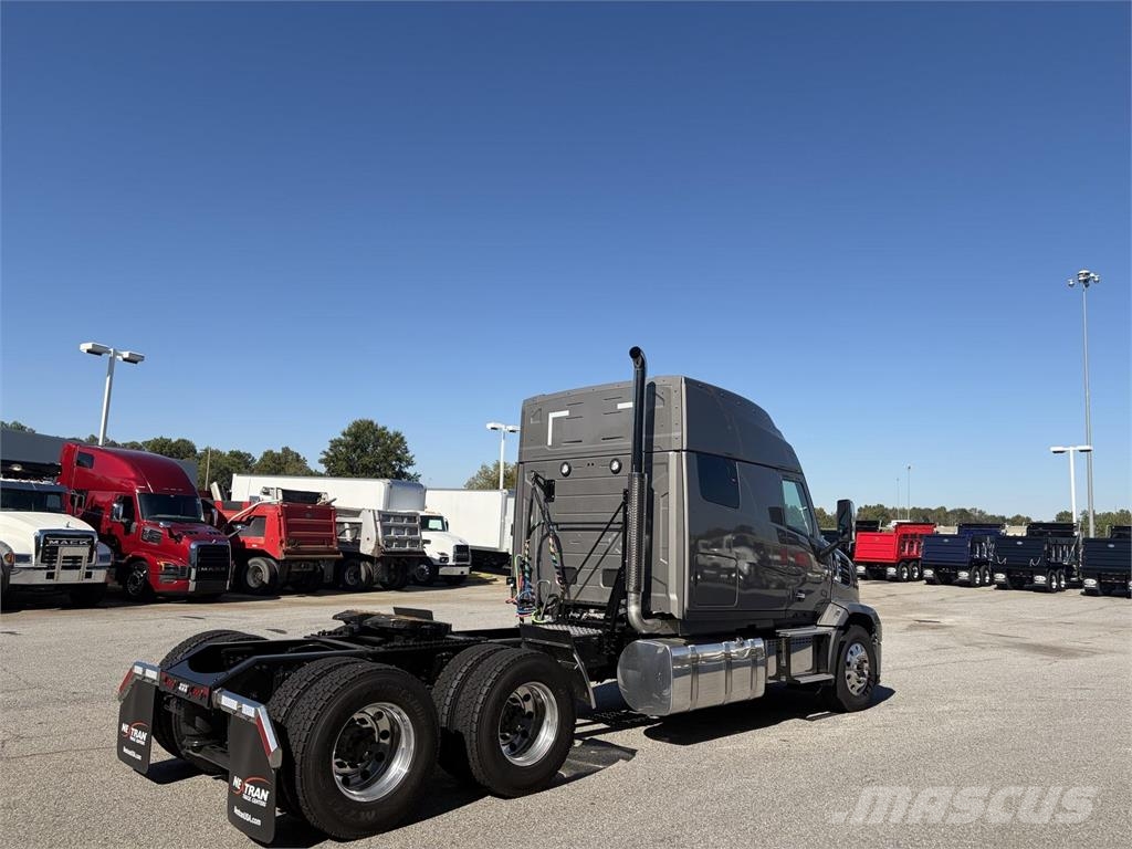 Mack PR64T Autotractoare