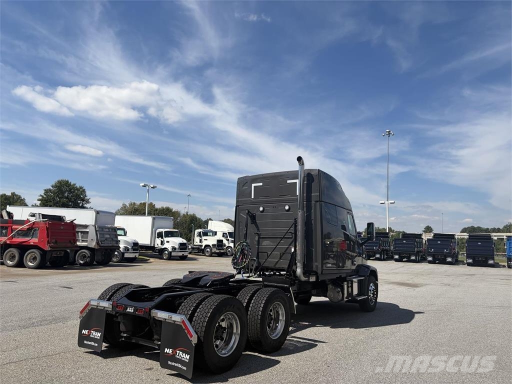 Mack PR64T 中古トラクターヘッド | トレーラーヘッド