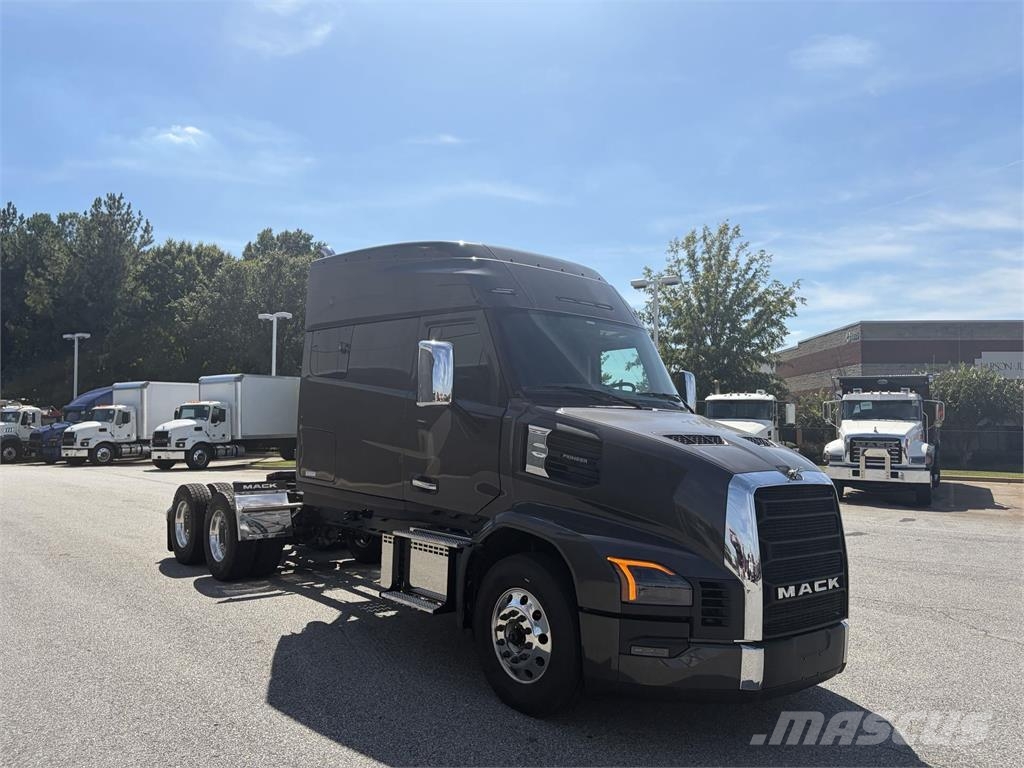 Mack PR64T 中古トラクターヘッド | トレーラーヘッド
