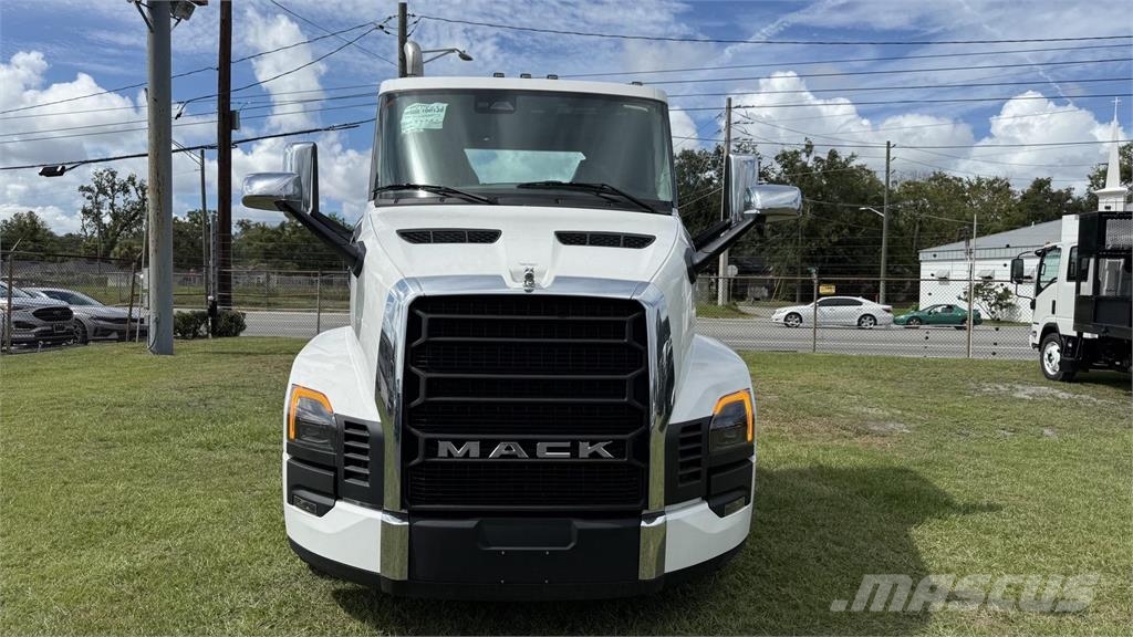 Mack PR64T Truck Tractor Units