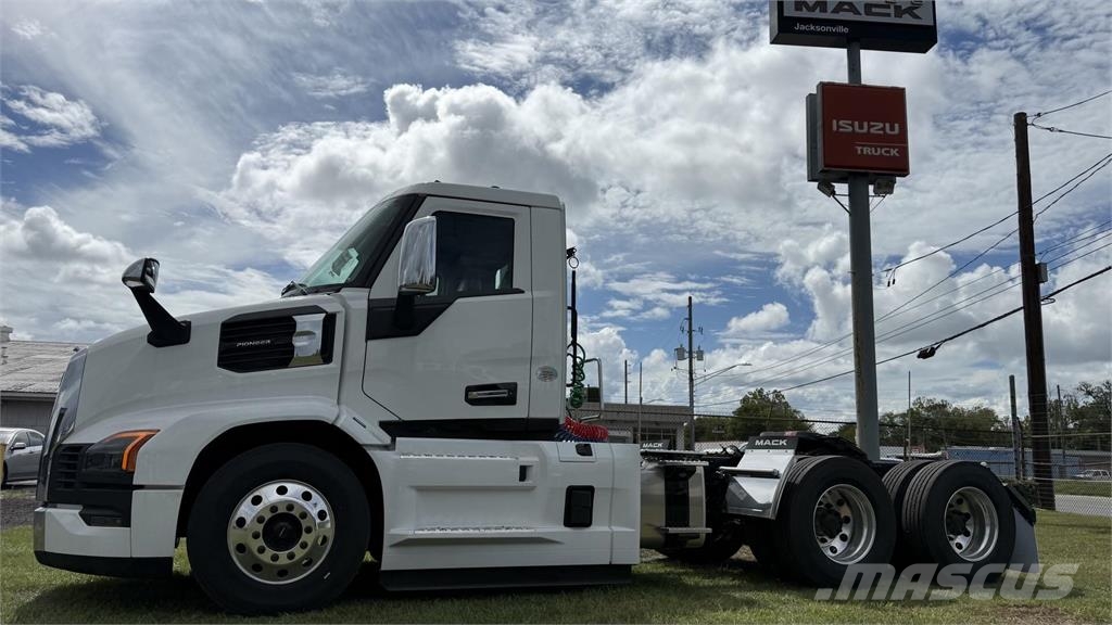 Mack PR64T Truck Tractor Units