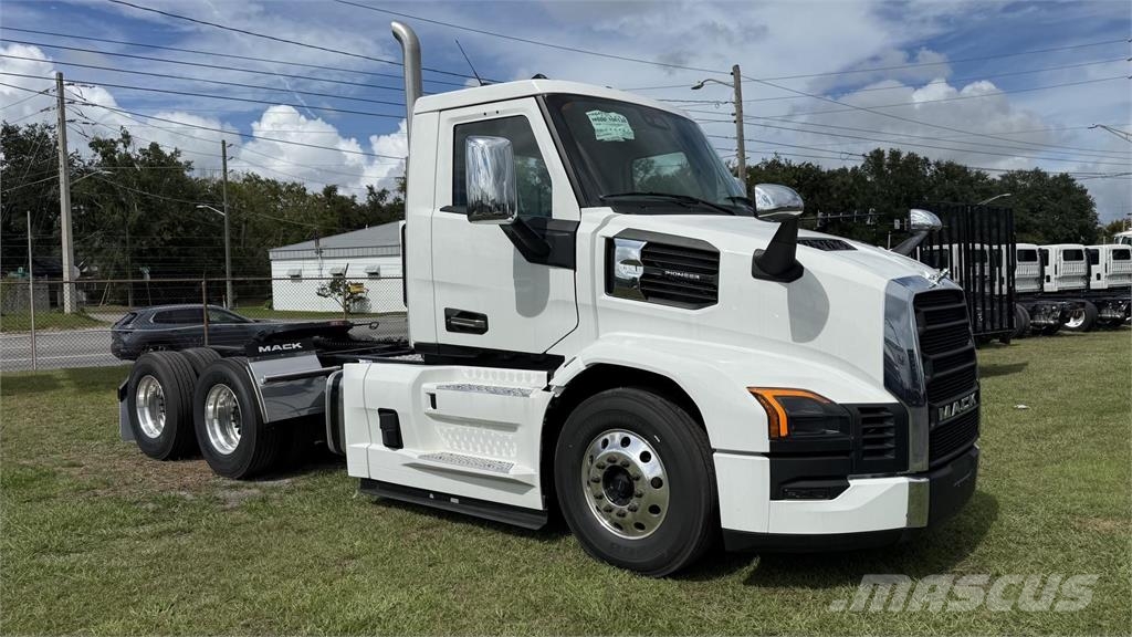 Mack PR64T Truck Tractor Units
