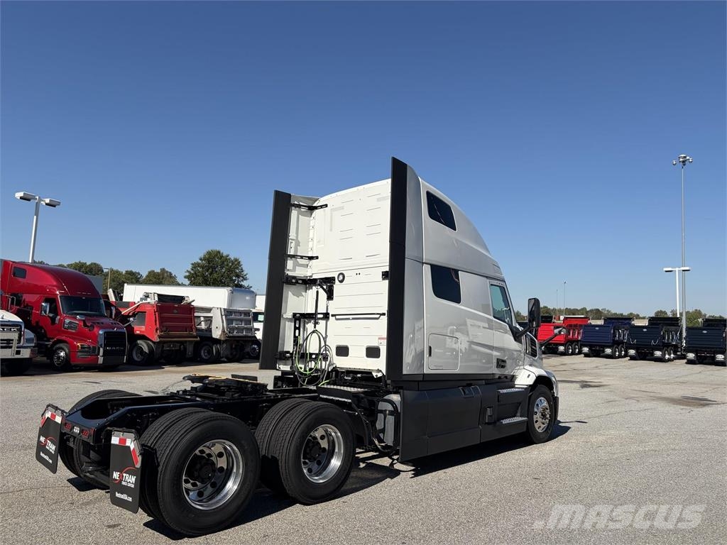 Mack PR64T Sattelzugmaschinen
