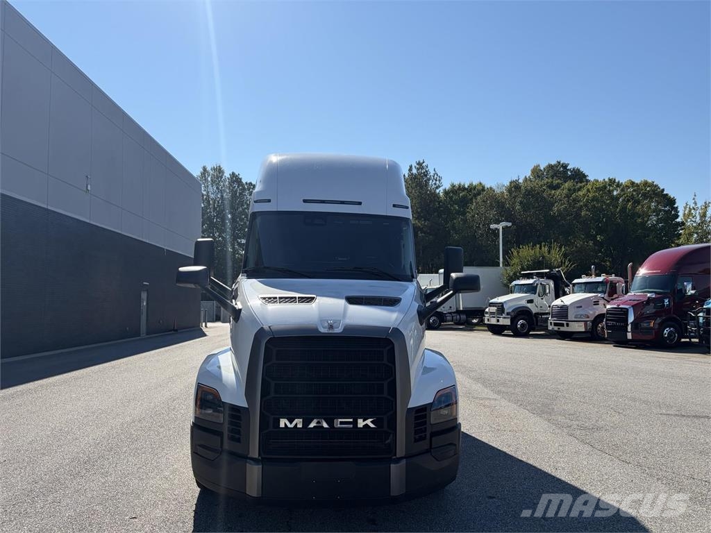Mack PR64T Sattelzugmaschinen