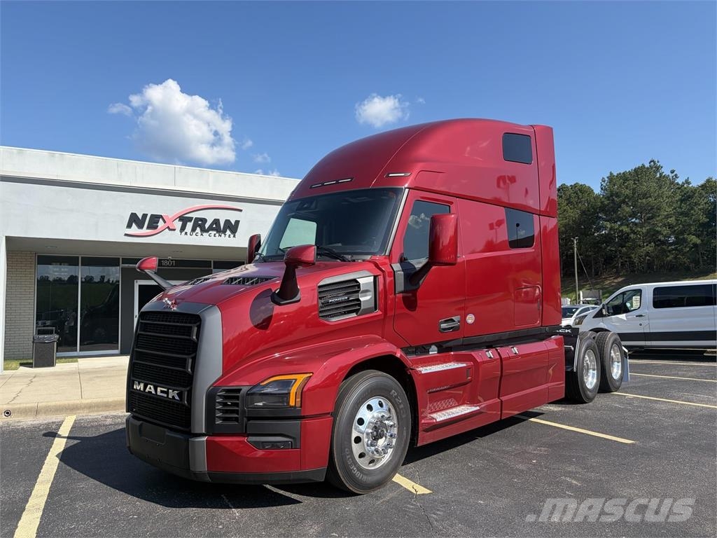 Mack PR64T 76 HIGH SLEEPER Τράκτορες