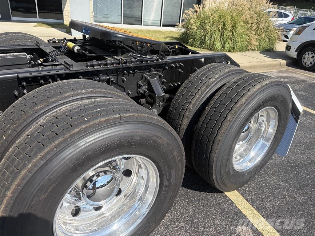 Mack PR64T 76 HIGH SLEEPER Τράκτορες