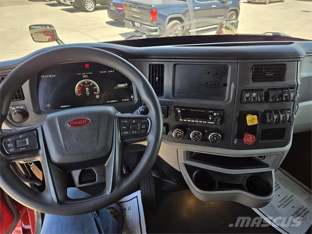 Peterbilt 579 Prime Movers