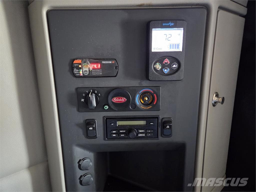 Peterbilt 579 Prime Movers