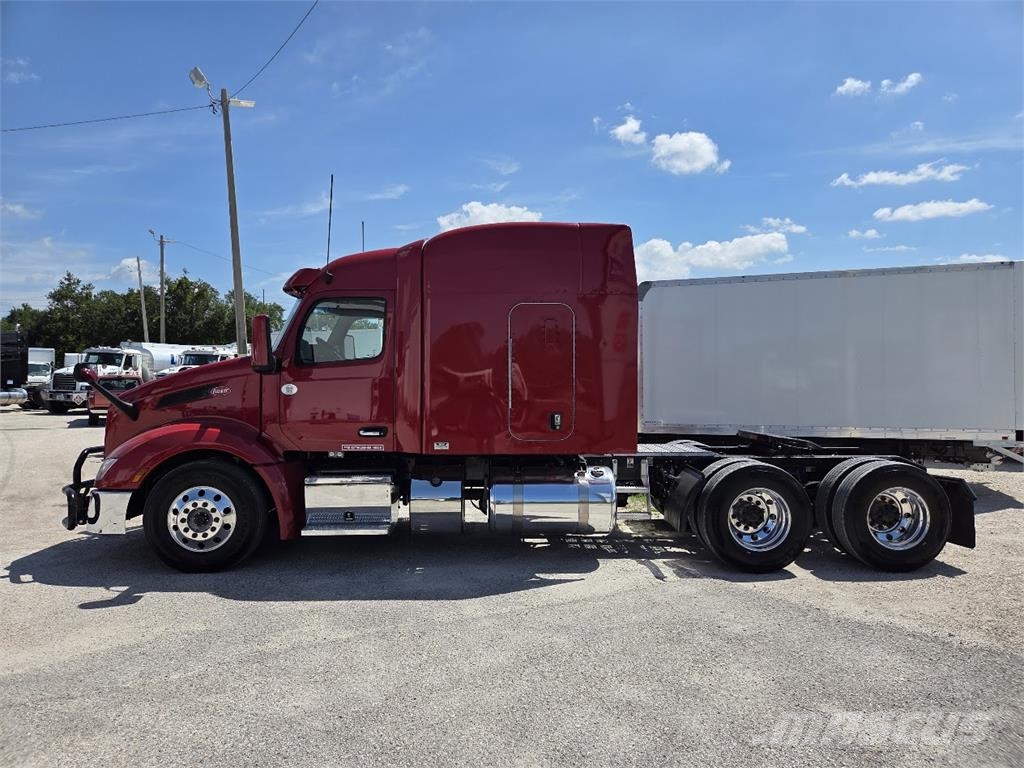 Peterbilt 579 Prime Movers