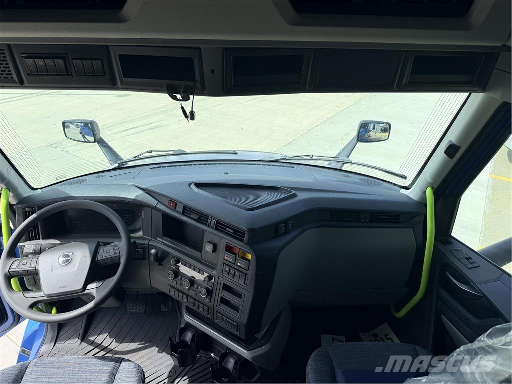 Volvo NEW VNL64T440 Cabezas tractoras