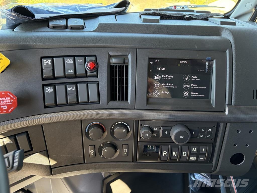 Volvo VAH64600 훅 리프트 트럭