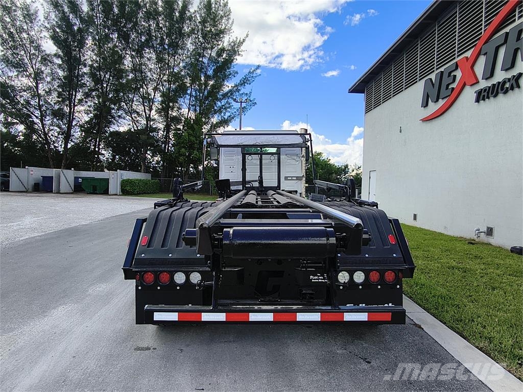 Volvo VHD64B300 Other trucks