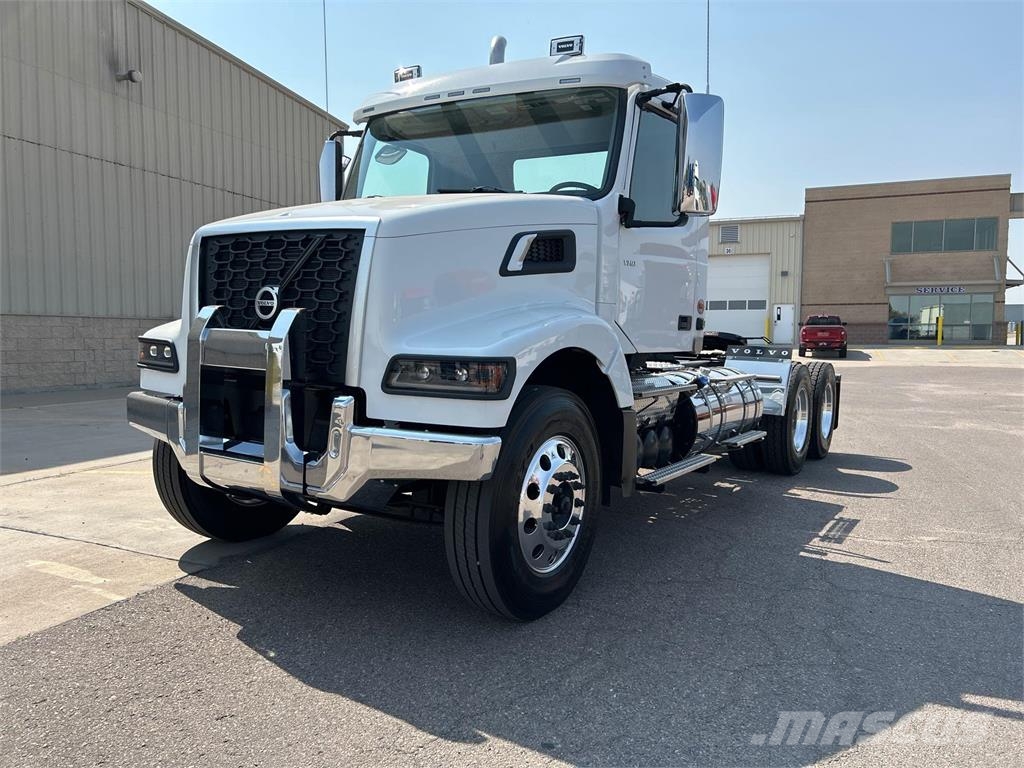 Volvo VHD64FT300 트랙터 유닛