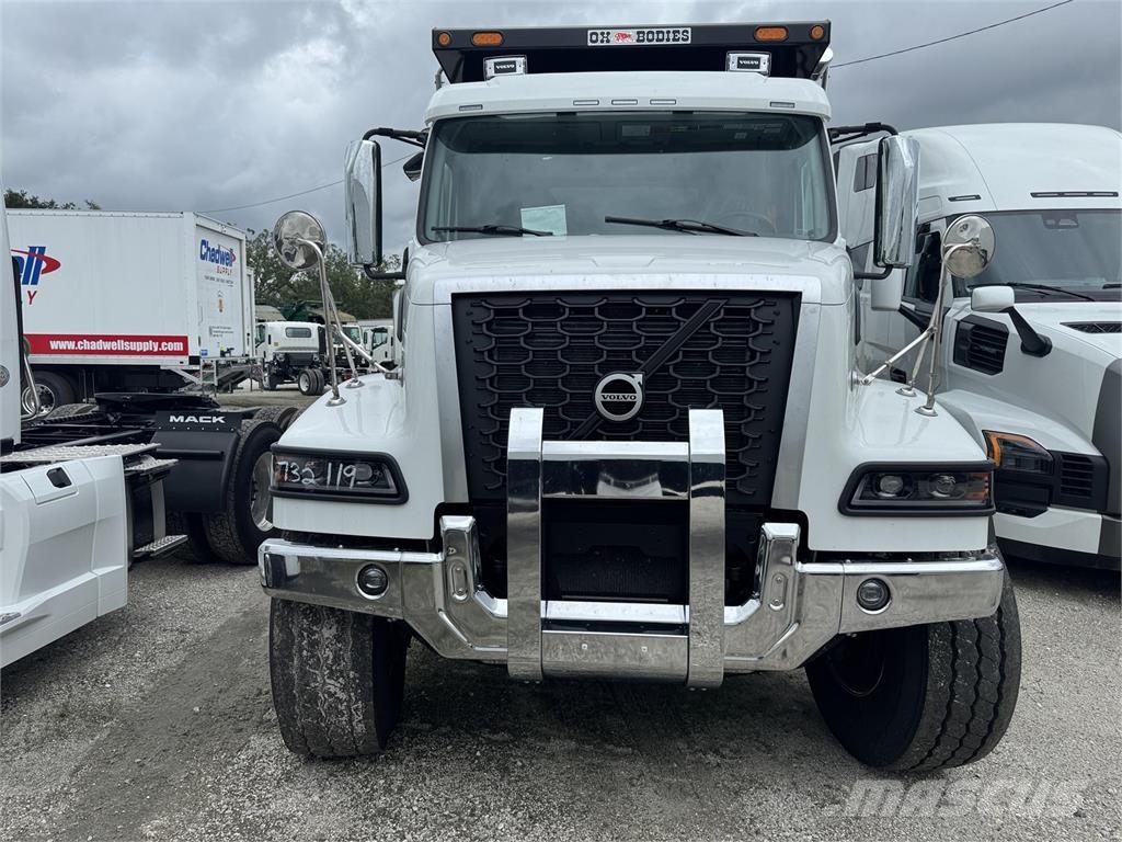 Volvo VHD84F300 自卸式货车