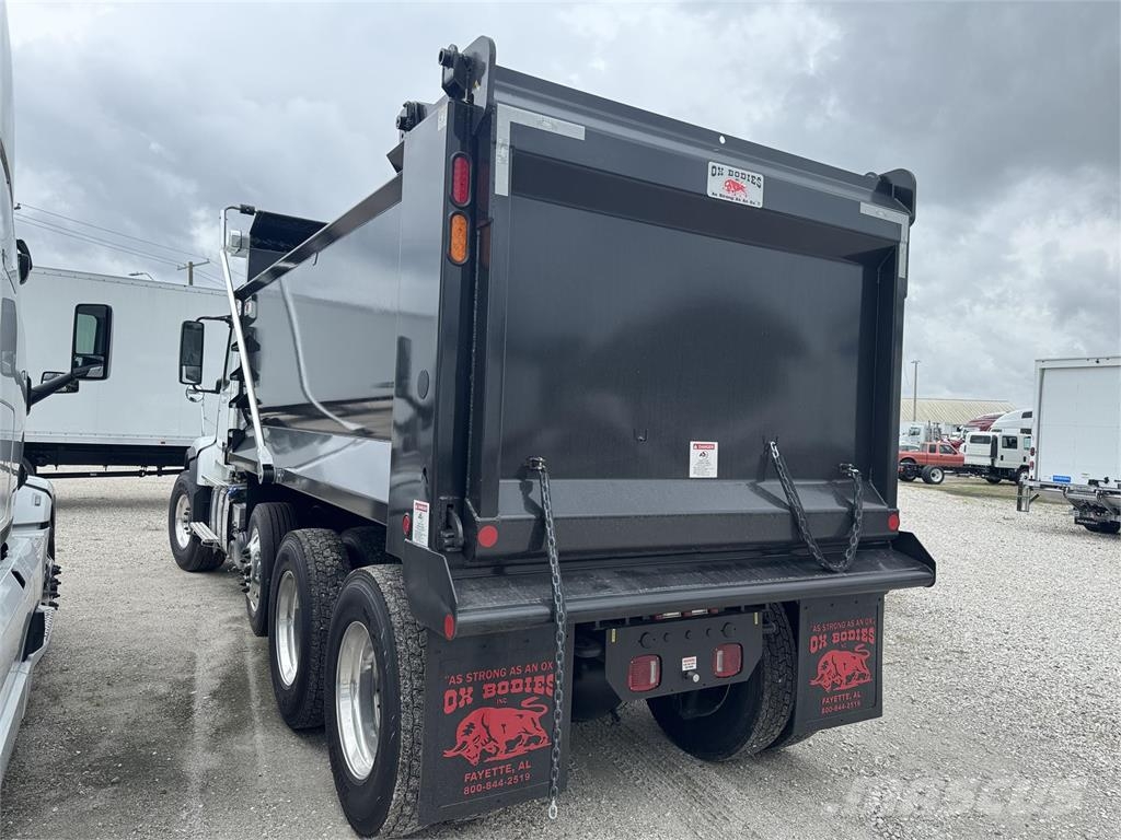 Volvo VHD84F300 自卸式货车