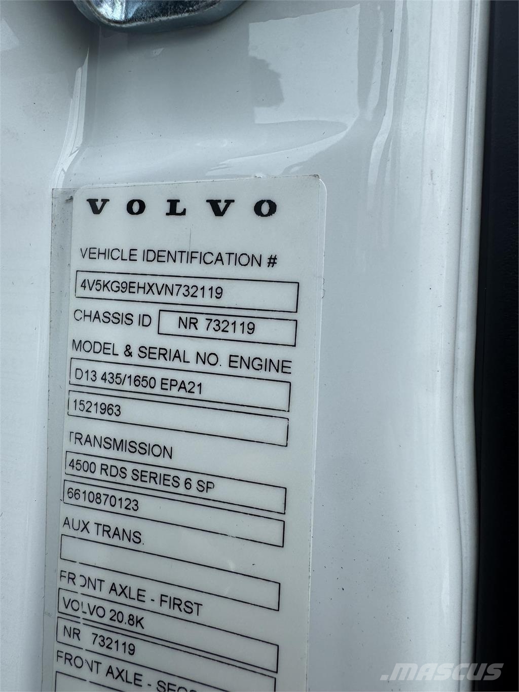 Volvo VHD84F300 自卸式货车