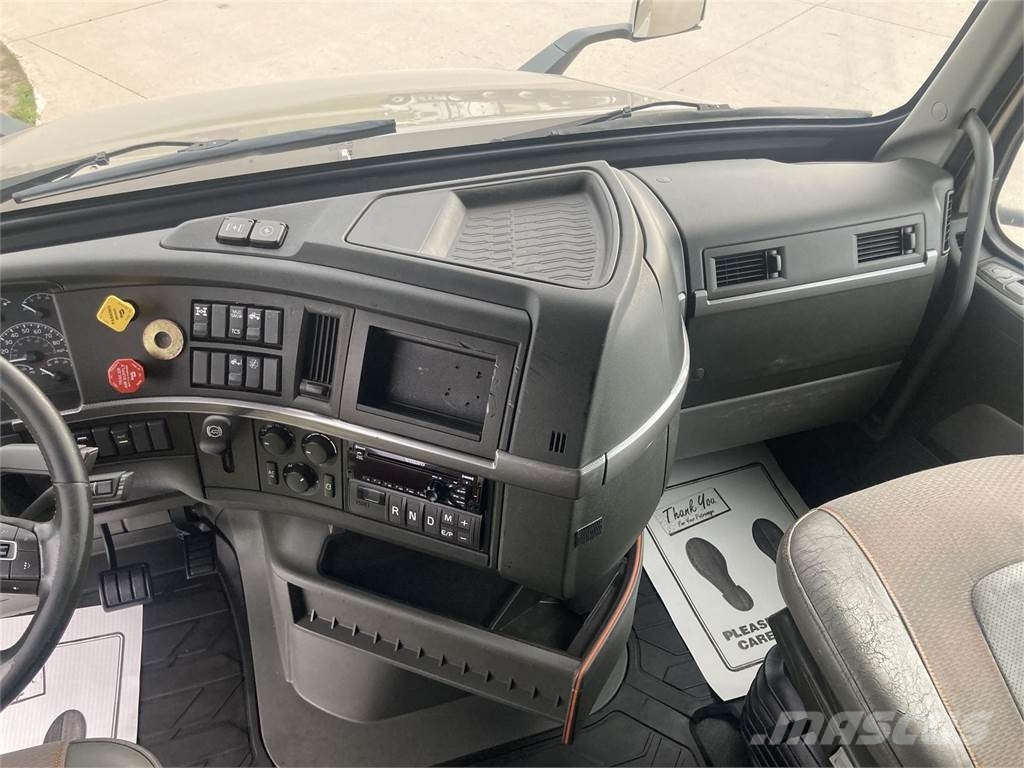 Volvo VN Trekkers