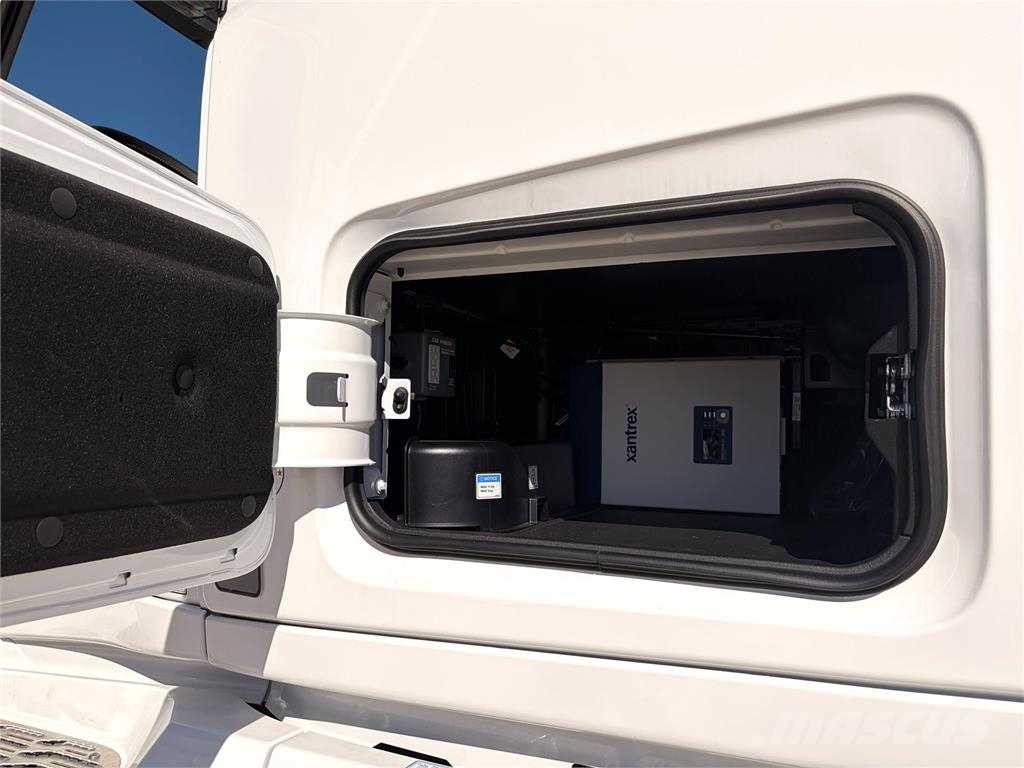 Volvo VNL440 Vilcēji