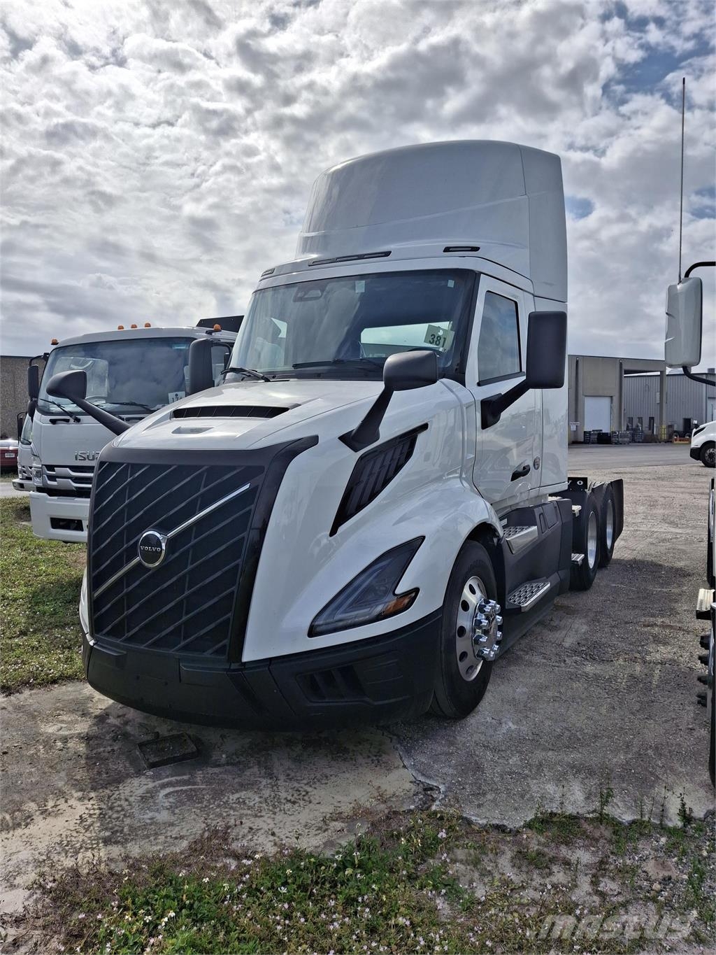 Volvo VNL64T300 Vlačilci