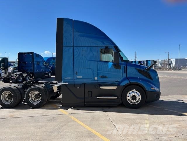 Volvo VNL64T440 Trekkers