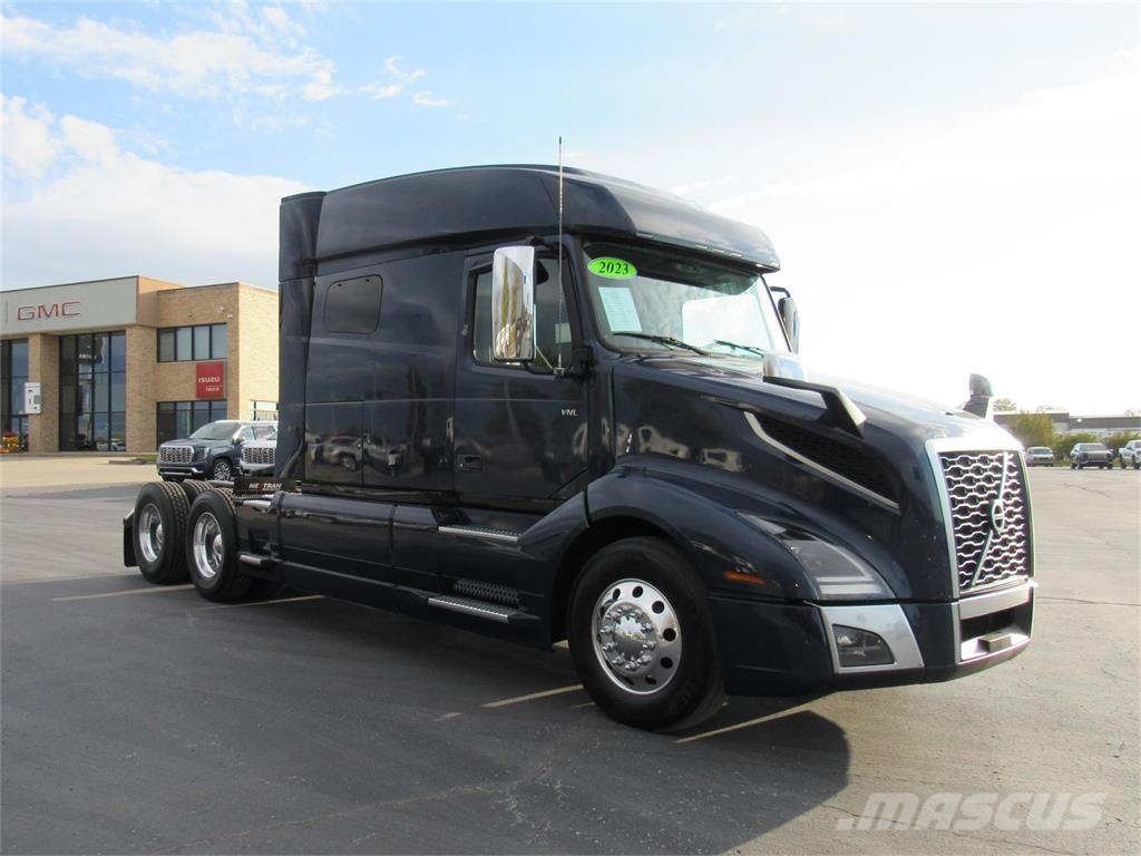 Volvo VNL64T740 Vilcēji
