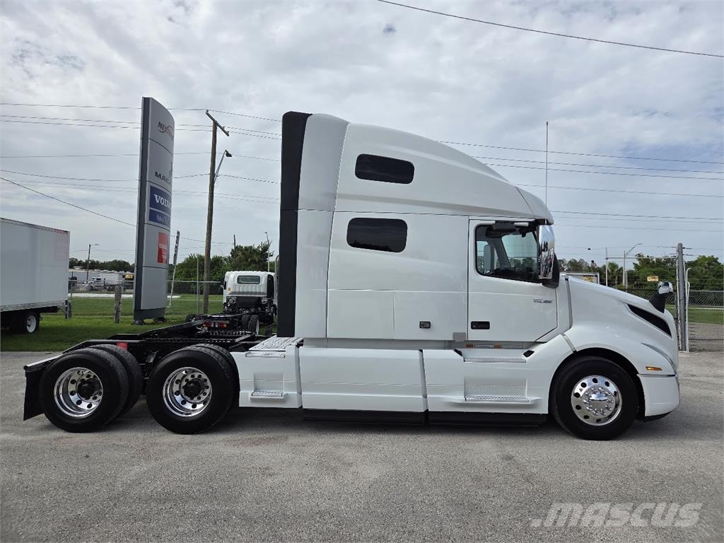 Volvo VNL64T760 Cabezas tractoras