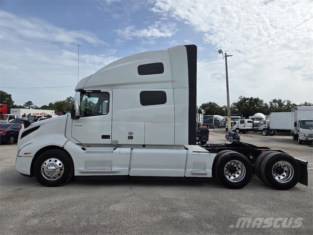 Volvo VNL64T760 Cabezas tractoras