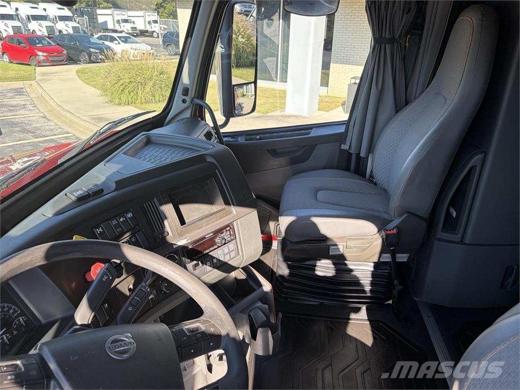 Volvo VNL64T760 Sattelzugmaschinen
