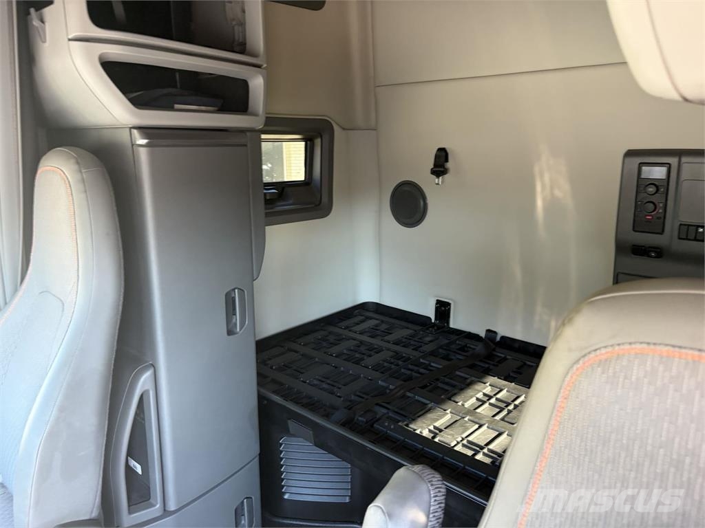 Volvo VNL64T760 Sattelzugmaschinen