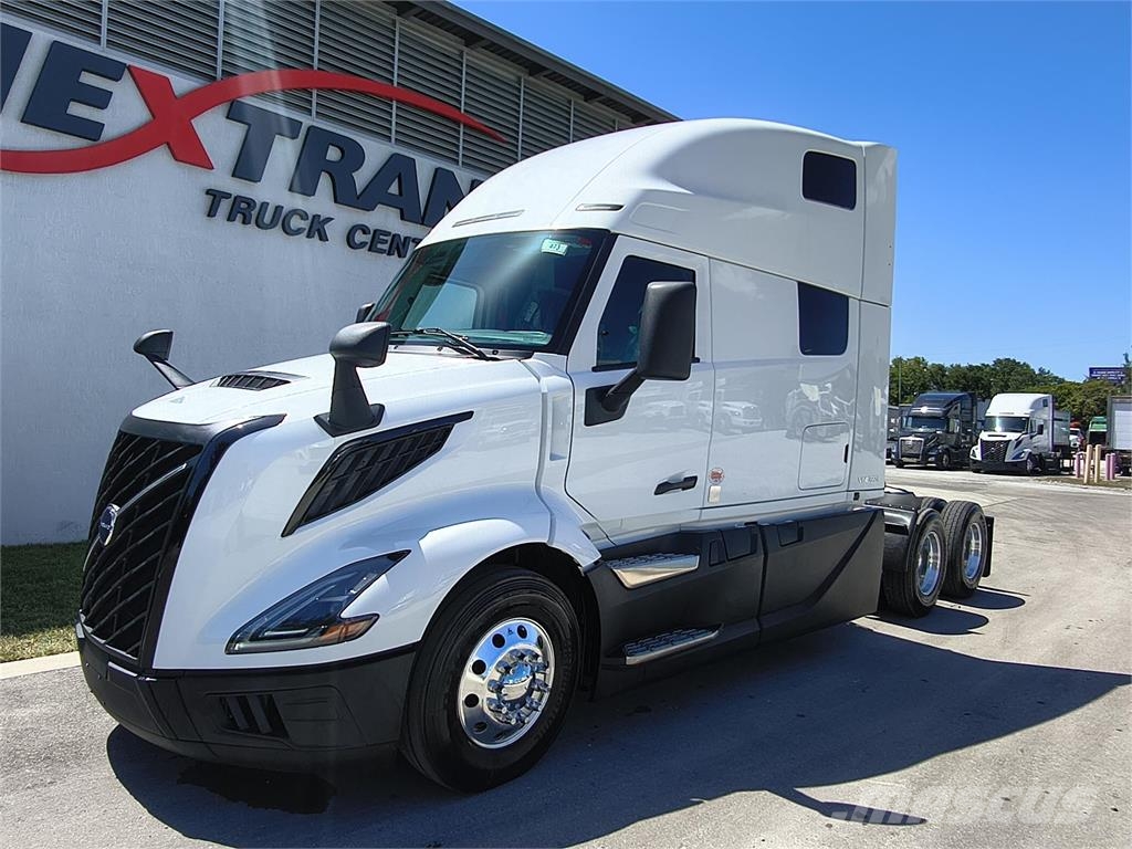 Volvo VNL64T860 Tractor Units