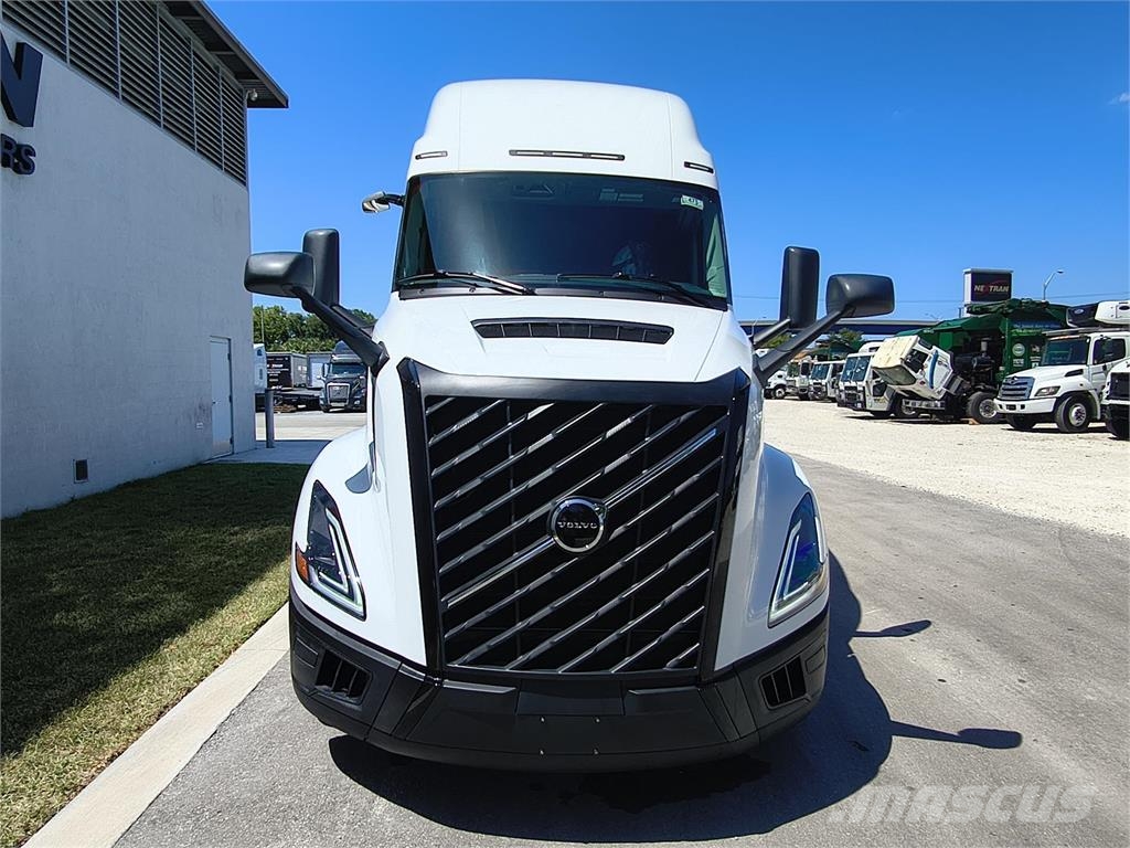 Volvo VNL64T860 Çekiciler
