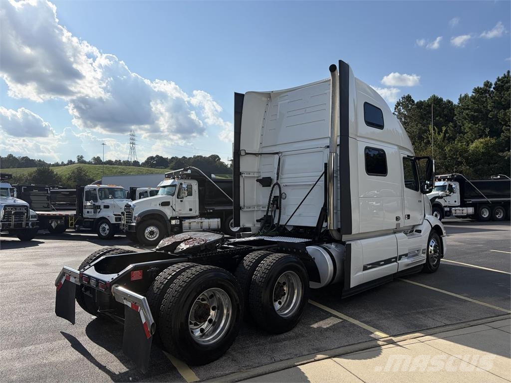 Volvo VNL64T860 Cabezas tractoras