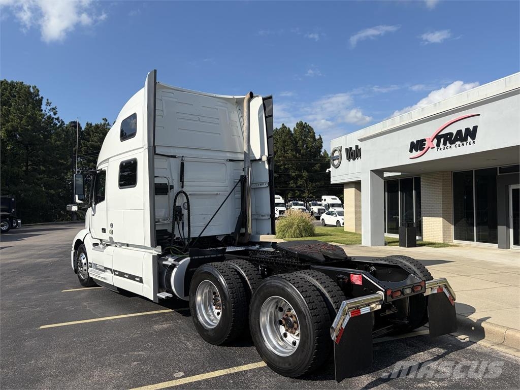 Volvo VNL64T860 Cabezas tractoras