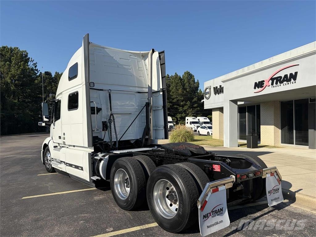 Volvo VNL64T860 Sadulveokid
