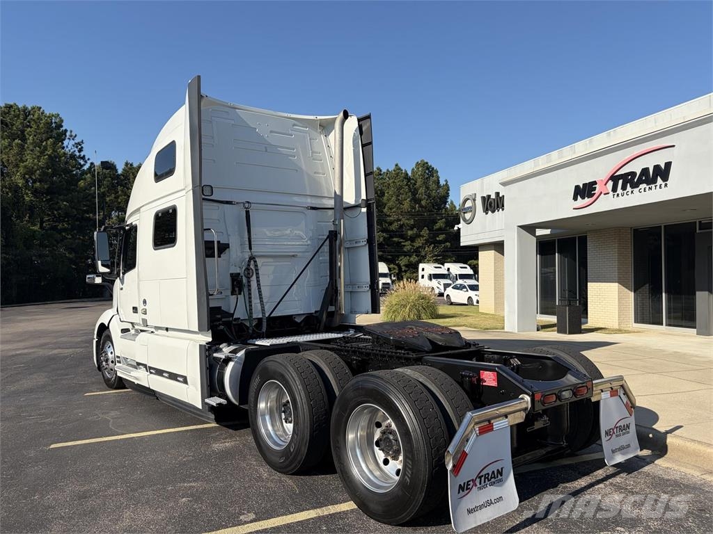 Volvo VNL64T860 Седельные тягачи
