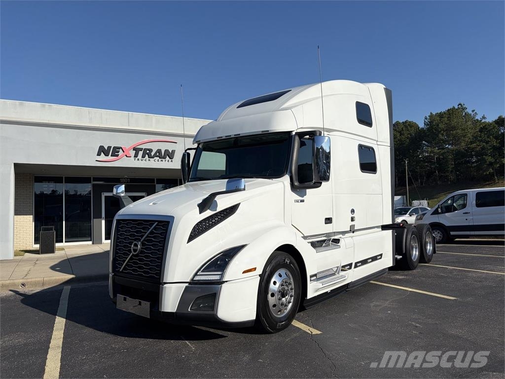 Volvo VNL64T860 Sadulveokid