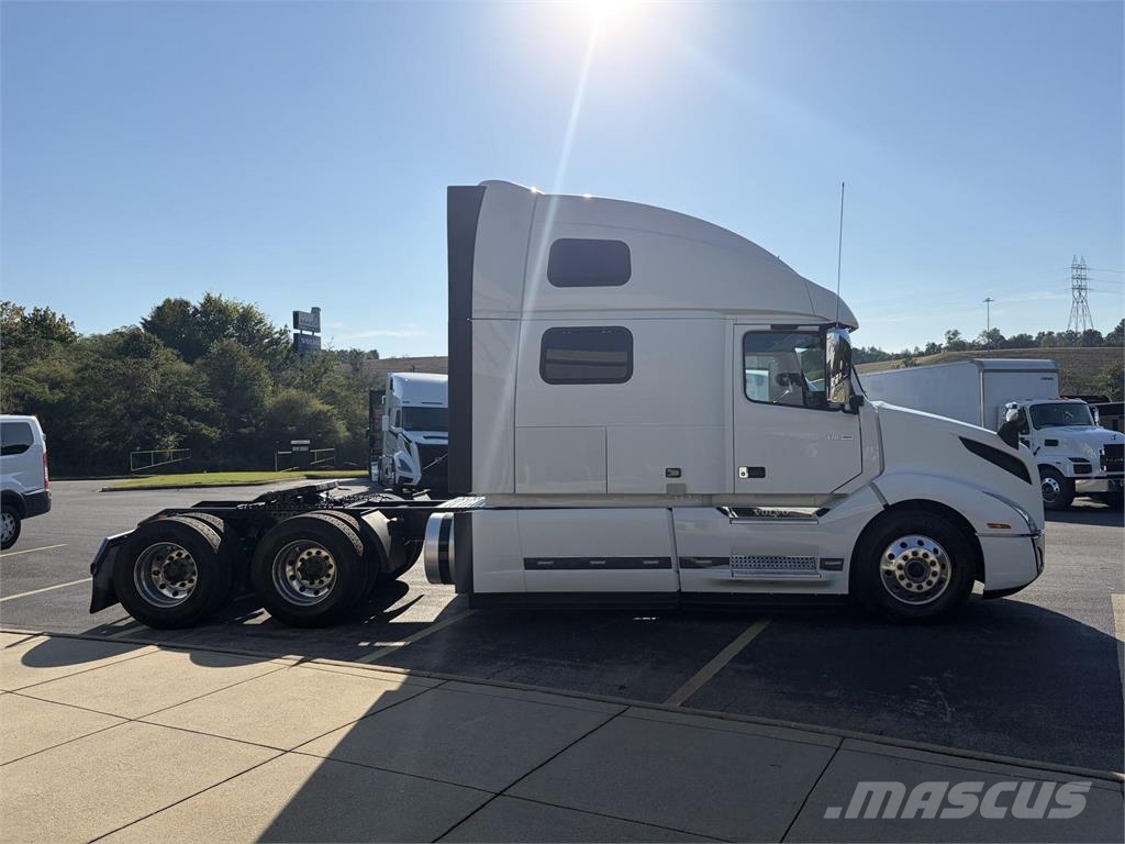 Volvo VNL64T860 Sadulveokid