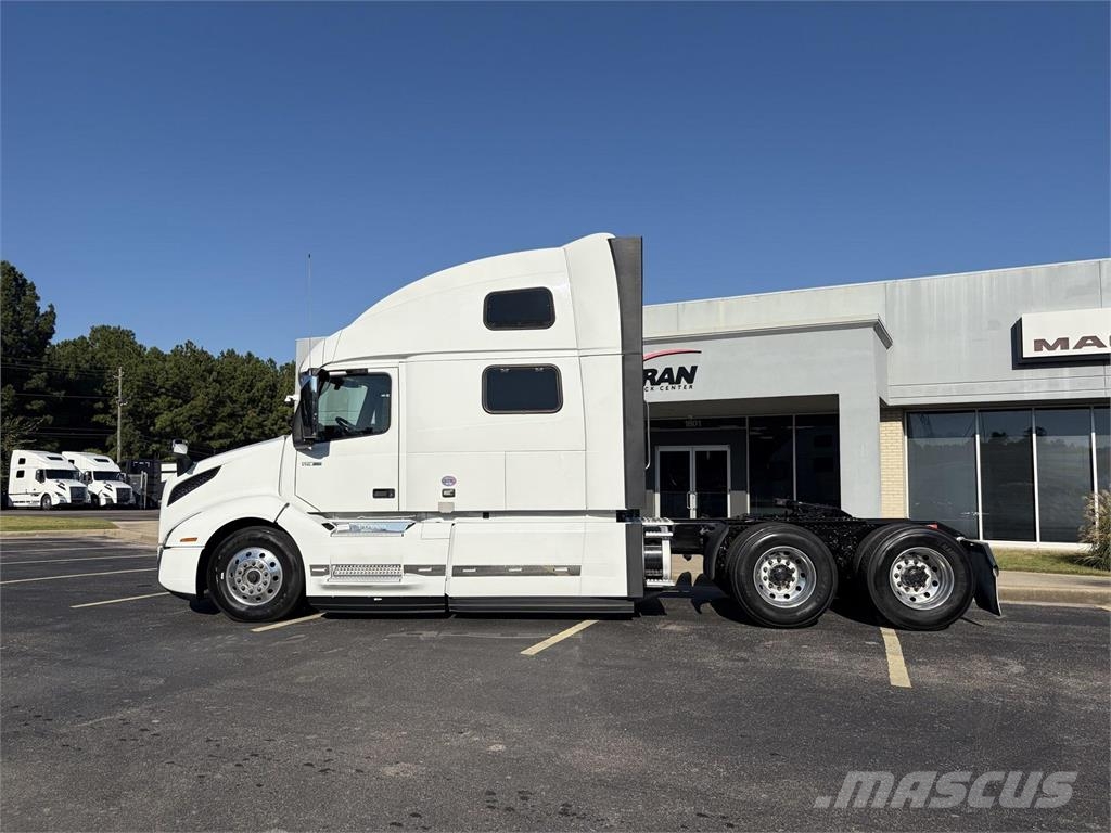 Volvo VNL64T860 Sadulveokid