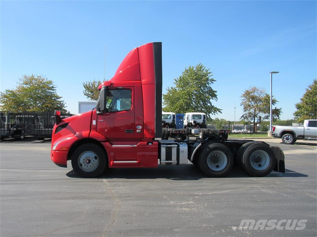 Volvo VNR64T300 Cabezas tractoras