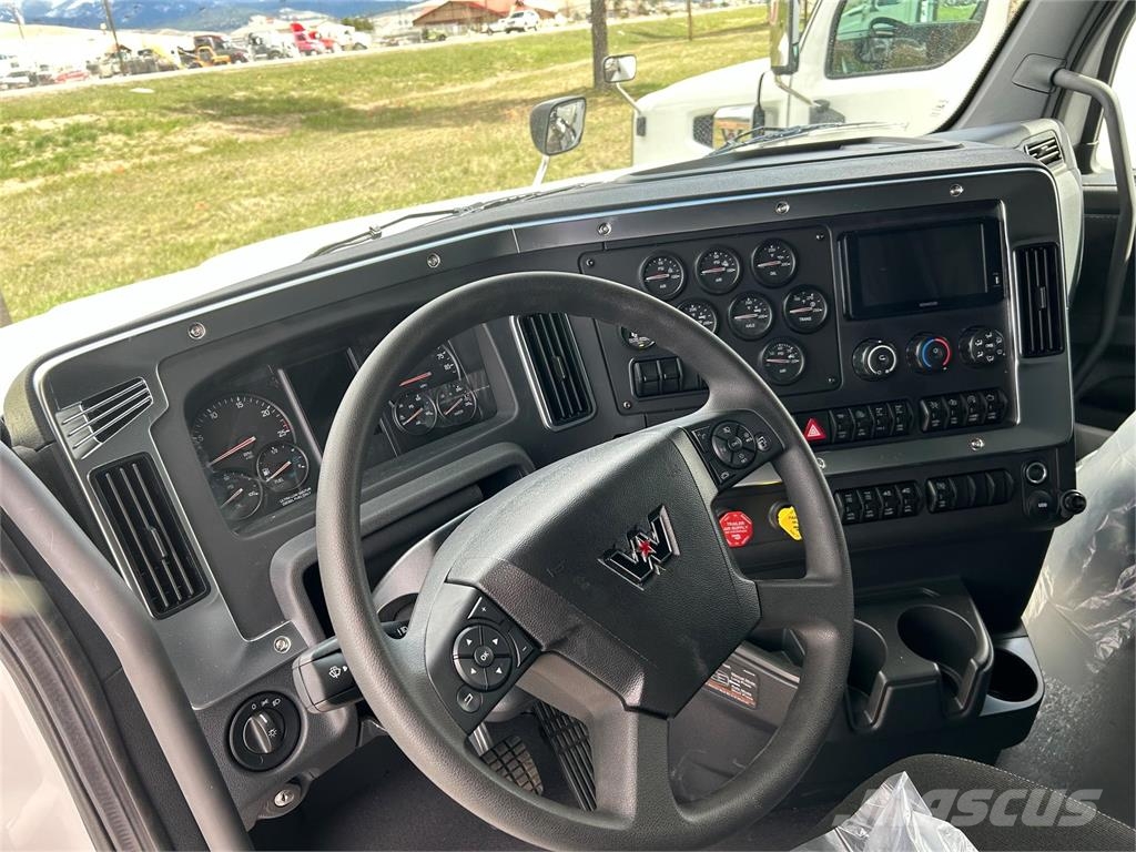 Western Star 49X Vetopöytäautot