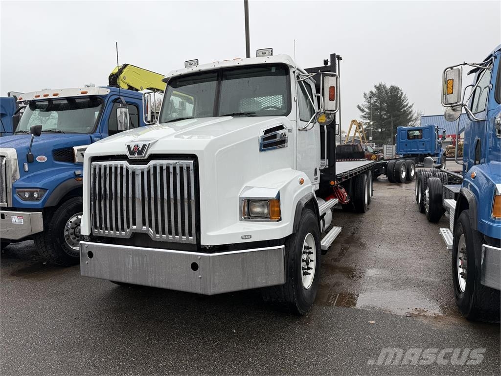 Western Star CONVENTIONAL Camiones con chasís y cabina