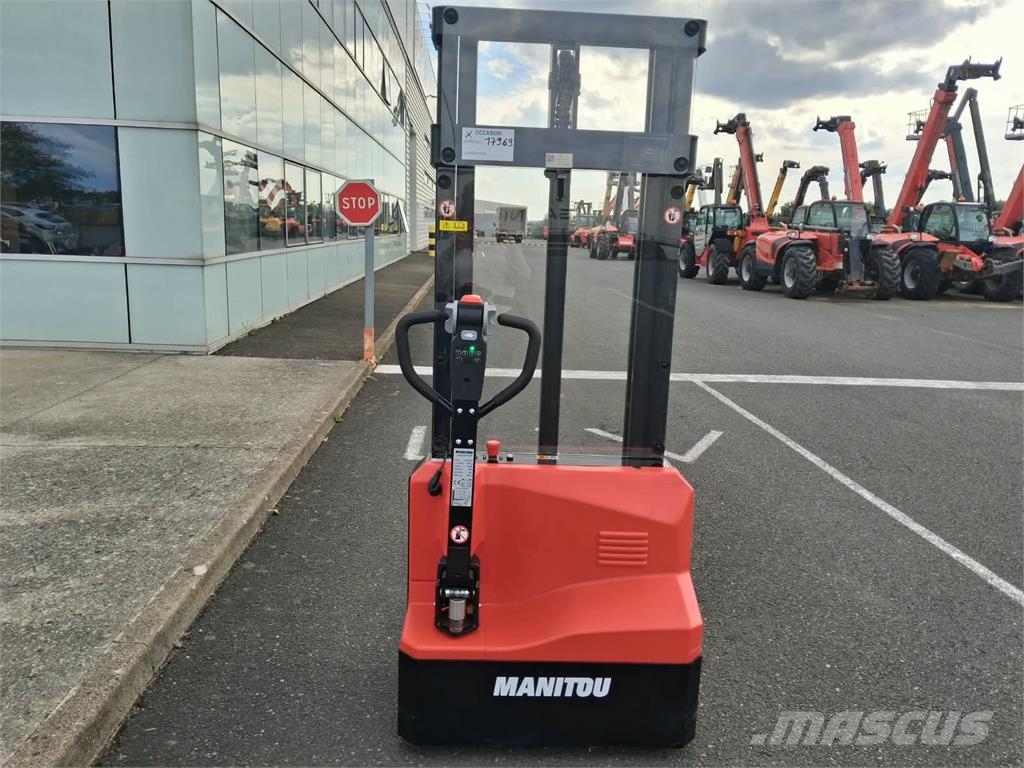 Manitou ES 112 EASY Pedestrian stacker