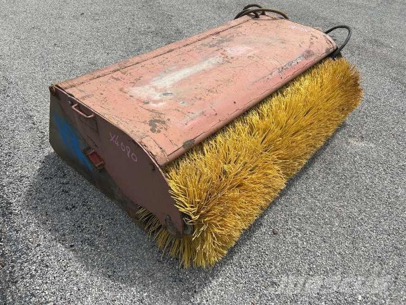 AUTRE 1700mm Lakaisuautot