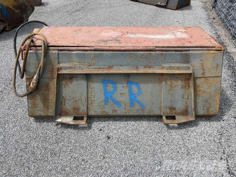 AUTRE 1700mm Lakaisuautot