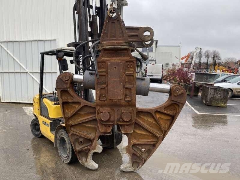  AUTRE Cisaille a beton Pour Pelles de 35 Tonnes Schneidwerkzeuge