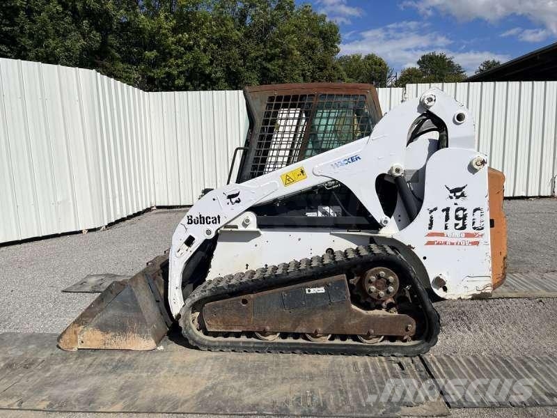 Bobcat T190 لوادر صغيرة