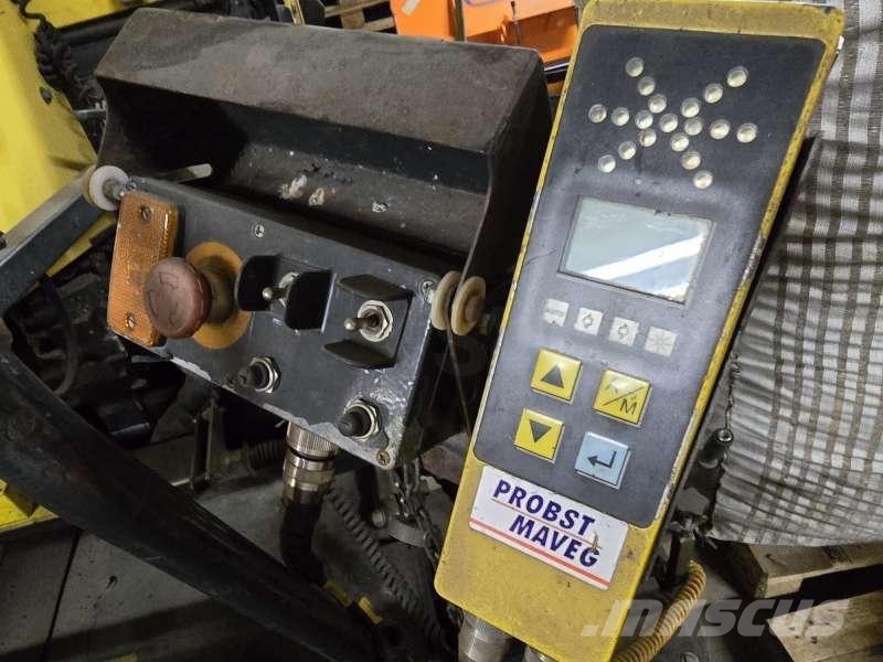 Bomag BF 223 C Asfaltni finišerji