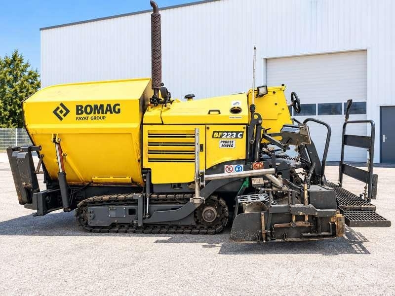 Bomag BF 223 C Asfaltni finišeri