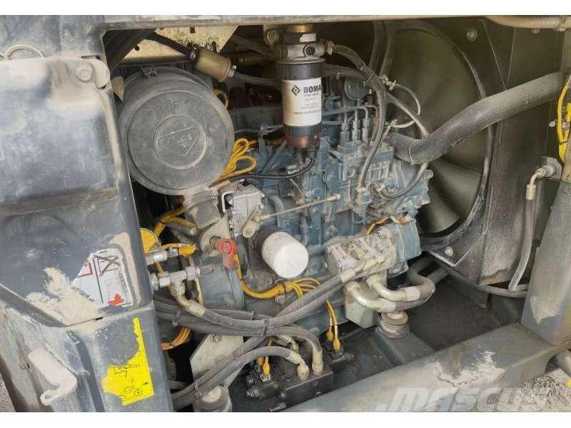 Bomag BW 174 AP ضاغطات التربة