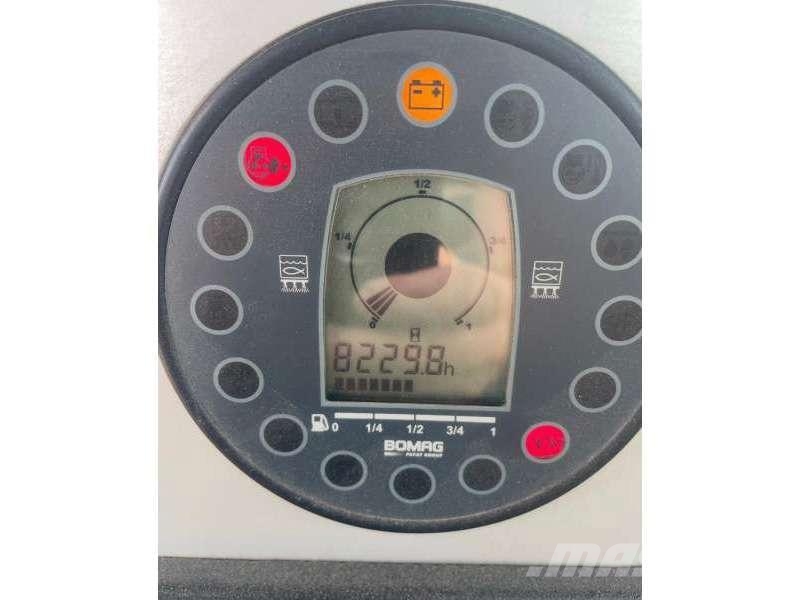 Bomag BW 174 AP ضاغطات التربة